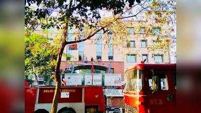 दिल्ली: प्रीत विहार मेट्रो हॉस्पिटल में लगी आग, मरीज बचाए गए