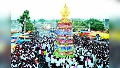 ಹಾರಕೂಡನಲ್ಲಿ ಭಕ್ತರ ಮಧ್ಯೆ ವೈಭವದ ರಥೋತ್ಸವ