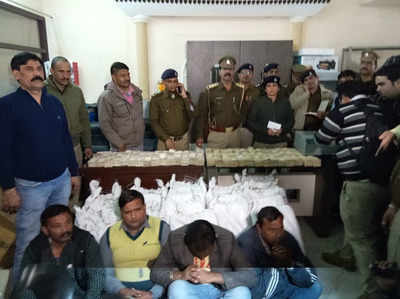 मेरठ: पुलिस ने बरामद किए 25 करोड़ रुपये के पुराने 500 और हजार के नोट