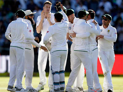 IND vs SA: साउथ अफ्रीका 286 पर ऑलआउट, पहले दिन भारत के 3 विकेट गिरे