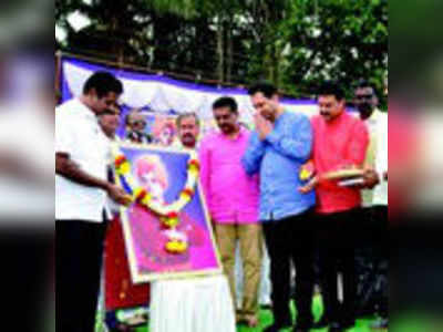 ಚೆಡ್ಡಿಗೆ ಬೆಂಕಿ ಬಿದ್ದಿದೆ: ಸಚಿವ ಹೆಗಡೆ