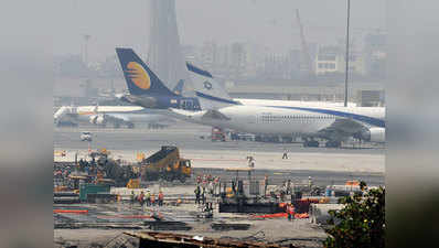 मुंबई एयरपोर्ट ने फ्लाइट्स में देरी का बनाया रेकॉर्ड