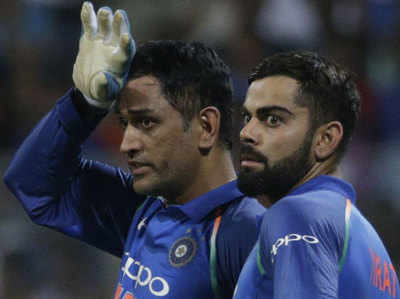 महेंद्र सिंह धोनी ने किया विराट टीम का बचाव, कहा-ले तो रहे हैं 20 विकेट