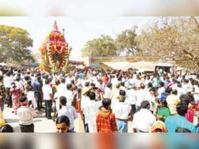 ಹಿರೀಸಾವೆ: ಬೂಕನಬೆಟ್ಟ: ಸಡಗರದ ರಂಗನಾಥಸ್ವಾಮಿ ರಥೋತ್ಸವ