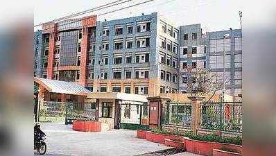 जनकपुरी हॉस्पिटल दूर कर रहा दिल की रुकावट
