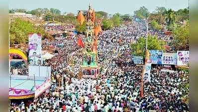 ಭಕ್ತಿ-ಸಂಭ್ರಮದ ವೀರಭದ್ರೇಶ್ವರರ ರಥೋತ್ಸವ