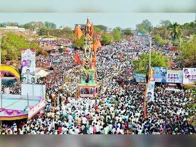 ಭಕ್ತಿ-ಸಂಭ್ರಮದ ವೀರಭದ್ರೇಶ್ವರರ ರಥೋತ್ಸವ