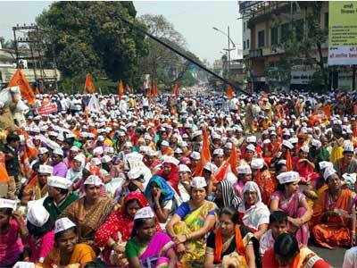 स्वतंत्र धर्मासाठी लिंगायत समाजाचा महामोर्चा