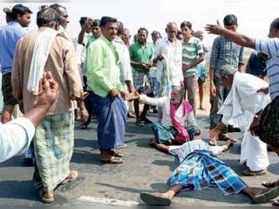 ಭದ್ರಾ ನೀರು: ರೈತರ ಆಕ್ರೋಶ, ಕಾಲ್ಕಿತ್ತ ಶಾಸಕ