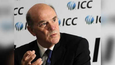 विडियो: अजब तरीके से आउट हुए बल्लेबाज, आईसीसी ने दिया जांच का आदेश