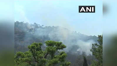 जम्मू-कश्मीर: नौशेरा में पाक ने तोड़ा सीजफायर, फायरिंग के चलते 71 स्कूल बंद