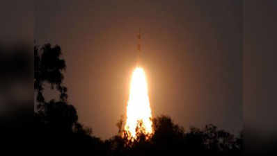 चंद्रमा पर लैंडिंग के लिए चंद्रयान-2 की तैयारी कर रहा है इसरो