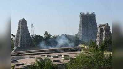 மதுரை மீனாட்சியம்மன் கோயில் பசுபதீஸ்வரர் சன்னதி மேற்கூரை இடிந்தது!