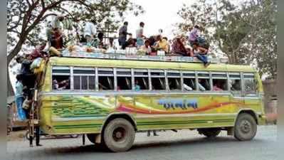 শহর পেরোলেই বেপরোয়া যান চলাচলে নেই নজরদারি