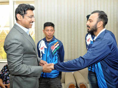 खेल मंत्री राठौड़ ने भारतीय पैरा-साइक्लिंग खिलाड़ियों को बधाई दी