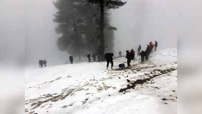 कश्मीर: 24 फरवरी को हिमस्खलन की चपेट में आए 3 लोगों के शव बरामद