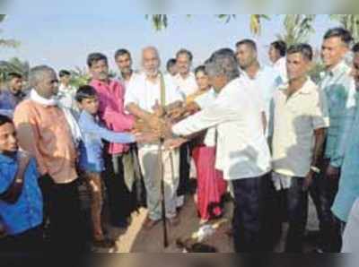 ಭೂಮಿ ನೀಡಿದ ರೈತರಿಗೆ ಶೀಘ್ರ ಪರಿಹಾರ: ಸಚಿವ ಮಂಜು