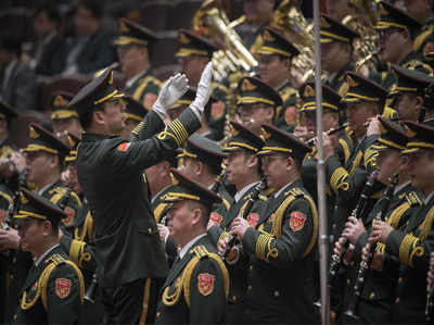 चीन ने 3 लाख घटाई अपने सैनिकों की संख्या