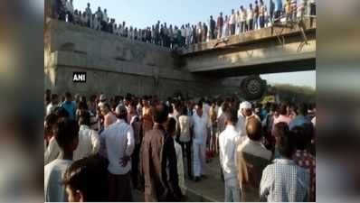 गुजरात: बारातियों को ले जा रहा ट्रक पलटा, 28 की मौत