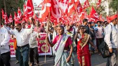 കർഷക മാർച്ച് യുപിയിലും: ചലോ ലഖ്‌നൗ തലസ്ഥാനത്തേക്ക്