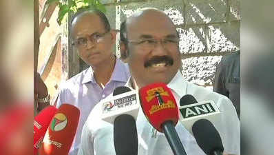 दिनकरन ने लॉन्च की पार्टी तो तमिलनाडु के मंत्री ने बताया मच्छर