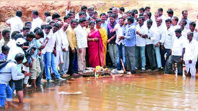 ಬೇಗೂರು ಕೆರೆಗಳಿಗೆ ನೀರು ತುಂಬಿಸುವ ಯೋಜನೆಗೆ ಚಾಲನೆ