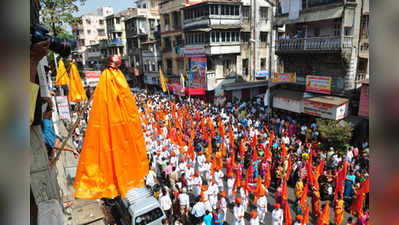 शोभायात्रेतून प्रबोधन