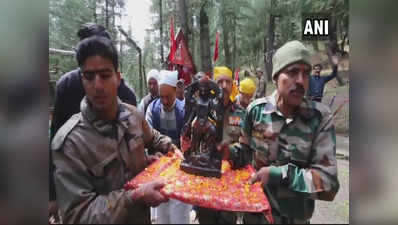 नवरात्र: 36 साल बाद सेना ने कश्मीर के मंदिर में कराई मां भद्रकाली की मूर्ति की पुनर्स्थापना