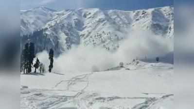 कश्मीर: उच्च पर्वतीय क्षेत्रों में हिमस्खलन की चेतावनी, जारी हुआ अलर्ट