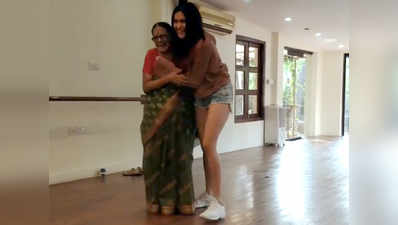 ऐक्‍ट्रेस अदा शर्मा का दादी के साथ डांस वाला व‍िड‍ियो वायरल