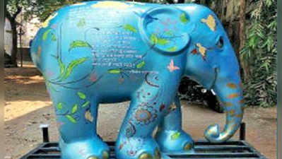 बीग बींच्या निळ्या हत्तीसाठी १० लाखांची बोली