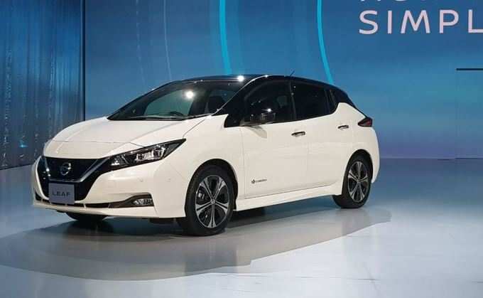 nissan-leaf-unveiled_827x510_41504661965