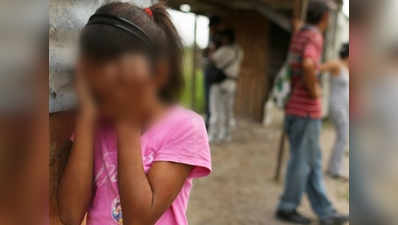लाख रुपये लेकर भागी 6 साल की बच्ची ने पुलिस को खूब दौड़ाया