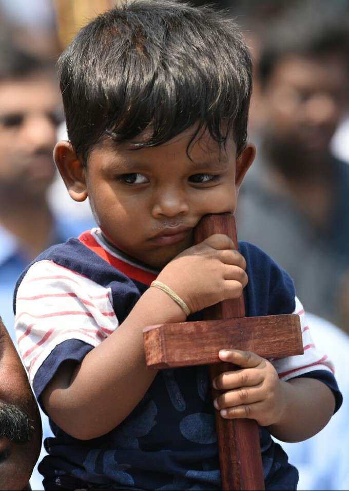 சென்னை தேவாலயங்களில் புனிதவெள்ளி சிறப்பு பிரார்த்தனை!