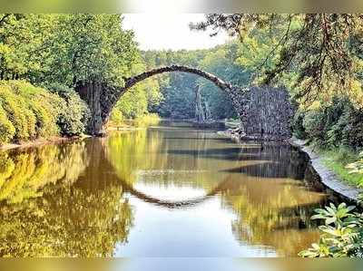 ಪ್ರವಾಸಿಗರ ಸೆಳೆಯುವ ದೆವ್ವದ ಸೇತುವೆ