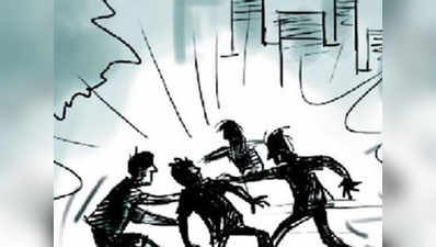 लखीमपुर: चोरी के शक में पिटाई, इलेक्ट्रिक शॉक भी दिया