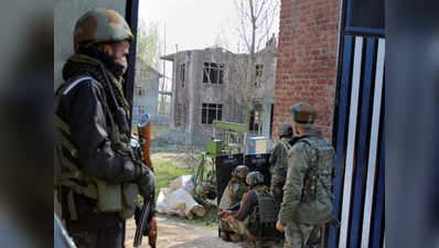 कश्मीर: सेना द्वारा साल का सबसे ऑपरेशन, ले. फयाज के हत्यारों समेत 12 आतंकी ढेर, 3 जवान शहीद