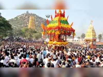 ಸಡಗರದ ಜೇನುಕಲ್‌ ಸಿದ್ದೇಶ್ವರ ಸ್ವಾಮಿ ರಥೋತ್ಸವ