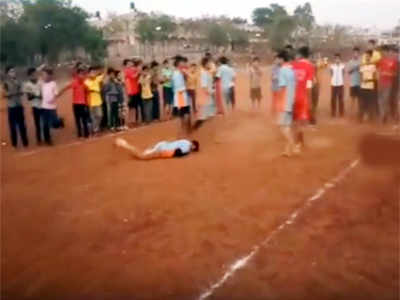 Kabaddi: खेळताना विद्यार्थ्याचा मृत्यू