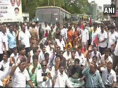 कावेरी जल विवाद: तमिलनाडु में तीसरे दिन भी जारी रहा प्रदर्शन