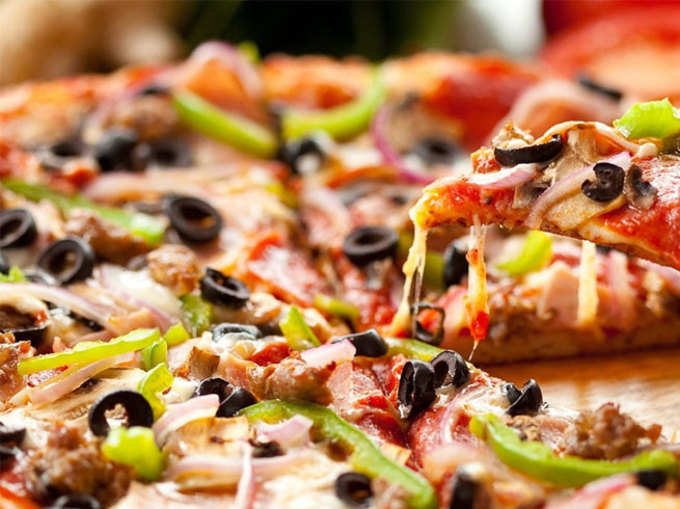 मॉडर्न पिज्‍जा है पारंपरिक पिज्‍जा से एकदम अलग