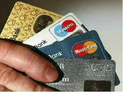 डेबिट, क्रेडिट कार्डने ‘हवाला’