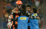 SRH vs MI: सनराइजर्स ने दर्ज की आखिरी गेंद पर जीत, देखें- ऐसा रहा मैच का रोमांच