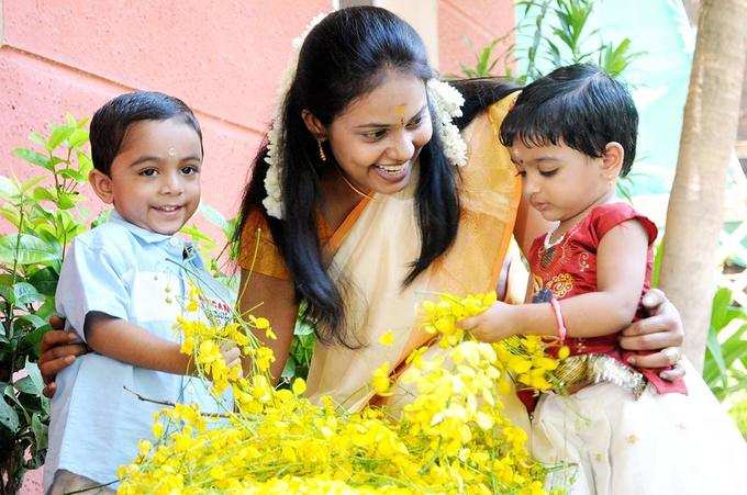 വരാനിരിക്കുന്ന വർഷം മുഴുവനുള്ള ഐശ്വര്യത്തിനാണ് കണികാണുന്നത്