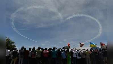 ராணுவ வீரா்களின் சாகச நிகழ்ச்சிகளுடன் கண்காட்சி நிறைவு பெற்றது