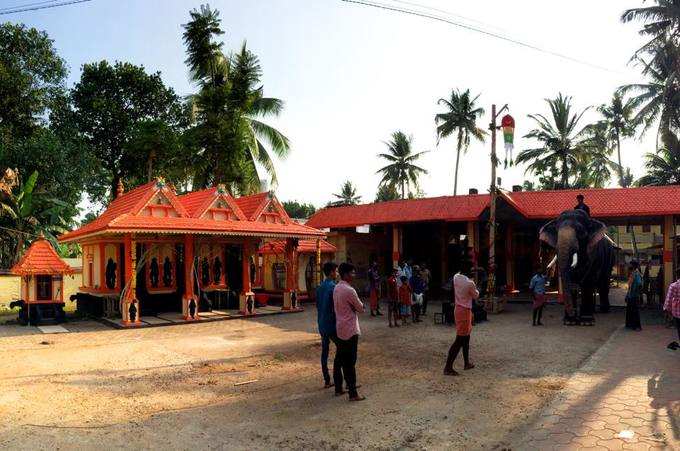 വാഴപ്പള്ളി അന്നപൂർണേശ്വരീ ദേവീ ക്ഷേത്രം