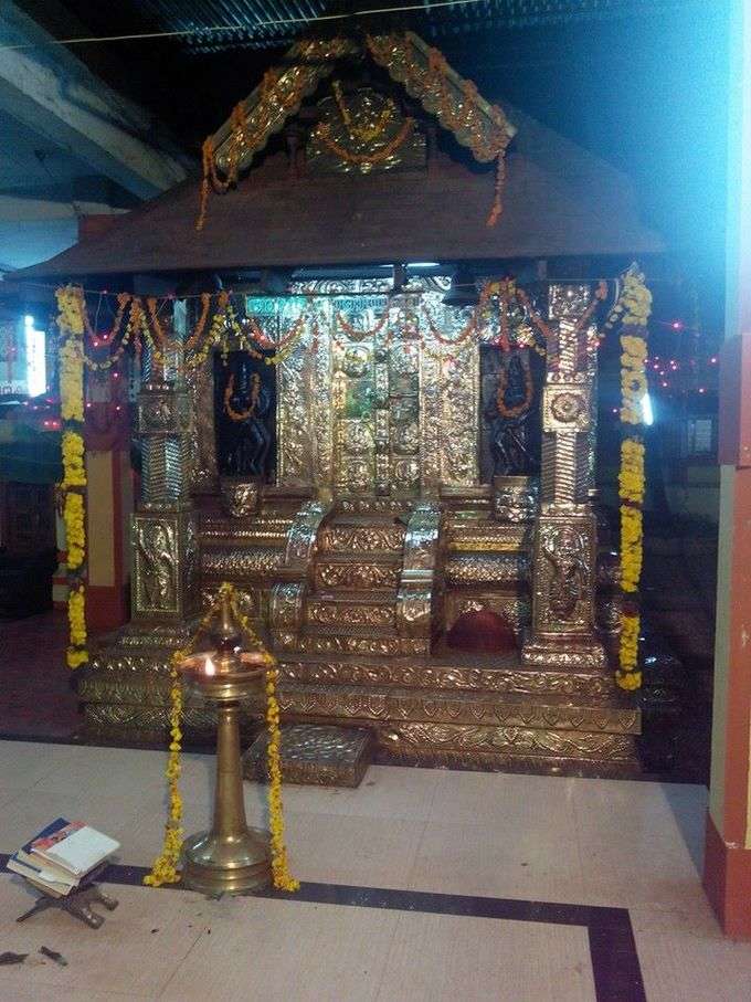 വാഴപ്പള്ളി അന്നപൂർണേശ്വരീ ദേവീ ക്ഷേത്രം