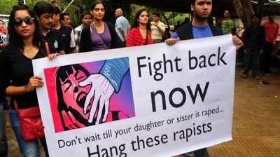 Child Rape: শিশু ধর্ষণে ফাঁসির সাজা আনতে আইনি প্রক্রিয়া শুরু কেন্দ্রের