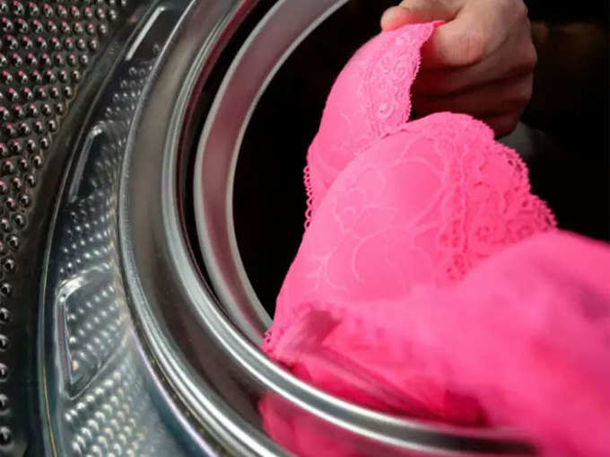 ब्रा को वॉशिंग मशीन में धोना
