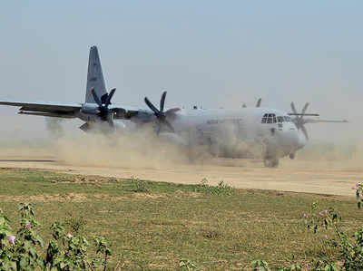 गगन शक्ति: दूसरे विश्वयुद्ध में बनी हवाई पट्टी पर उतरा C-130J सुपर हरक्यूलिस